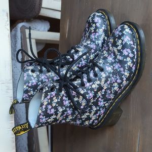 Dr. Marten Floral Boots
